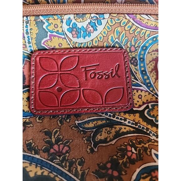 Fossil Red Leather Purse Cognac Fabric Lining Key Fob 8-9 Inch Drop 3 Pockets - Picture 15 of 16